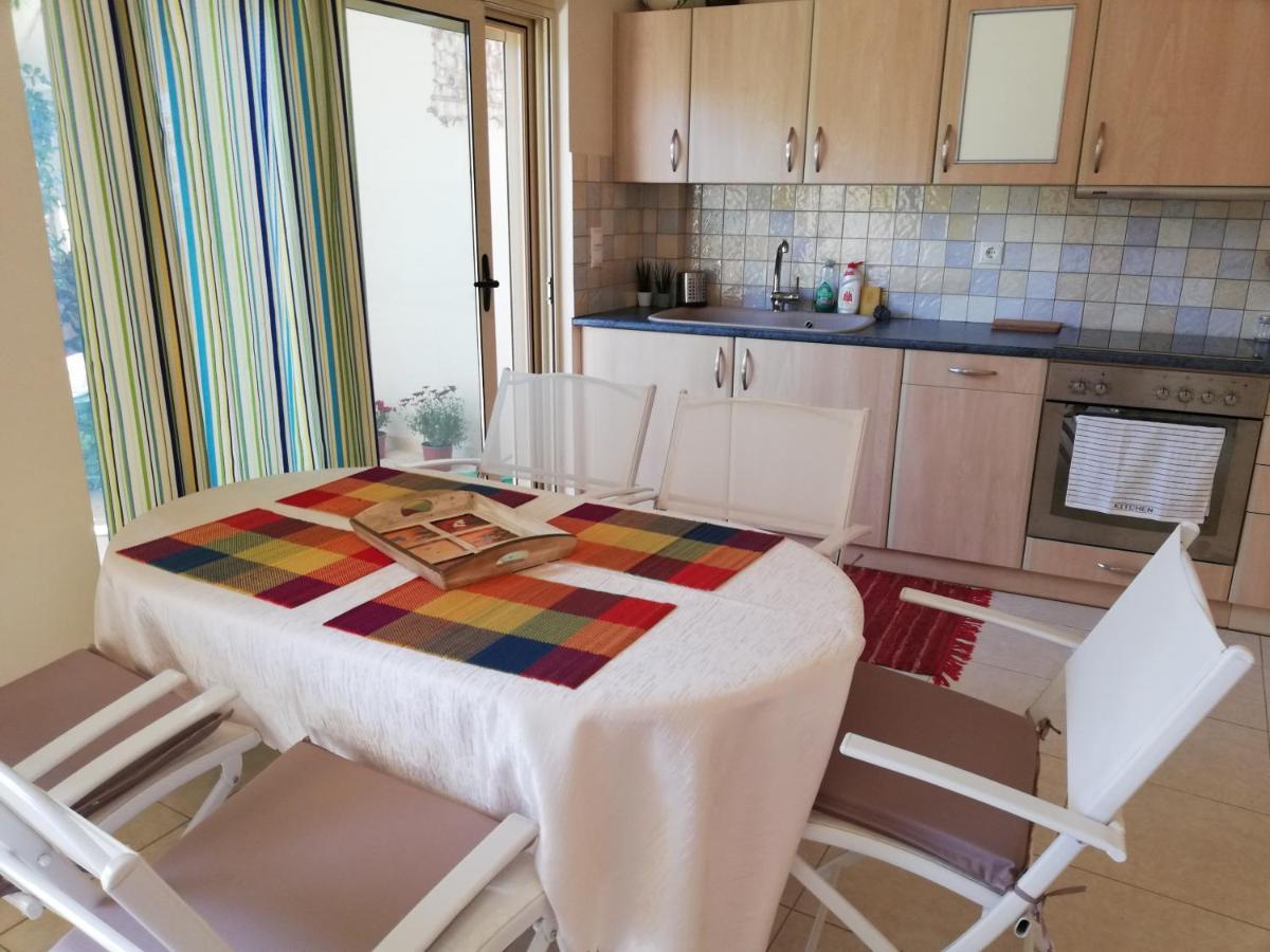 Althea Holiday Studio Agia Marina  Exterior foto