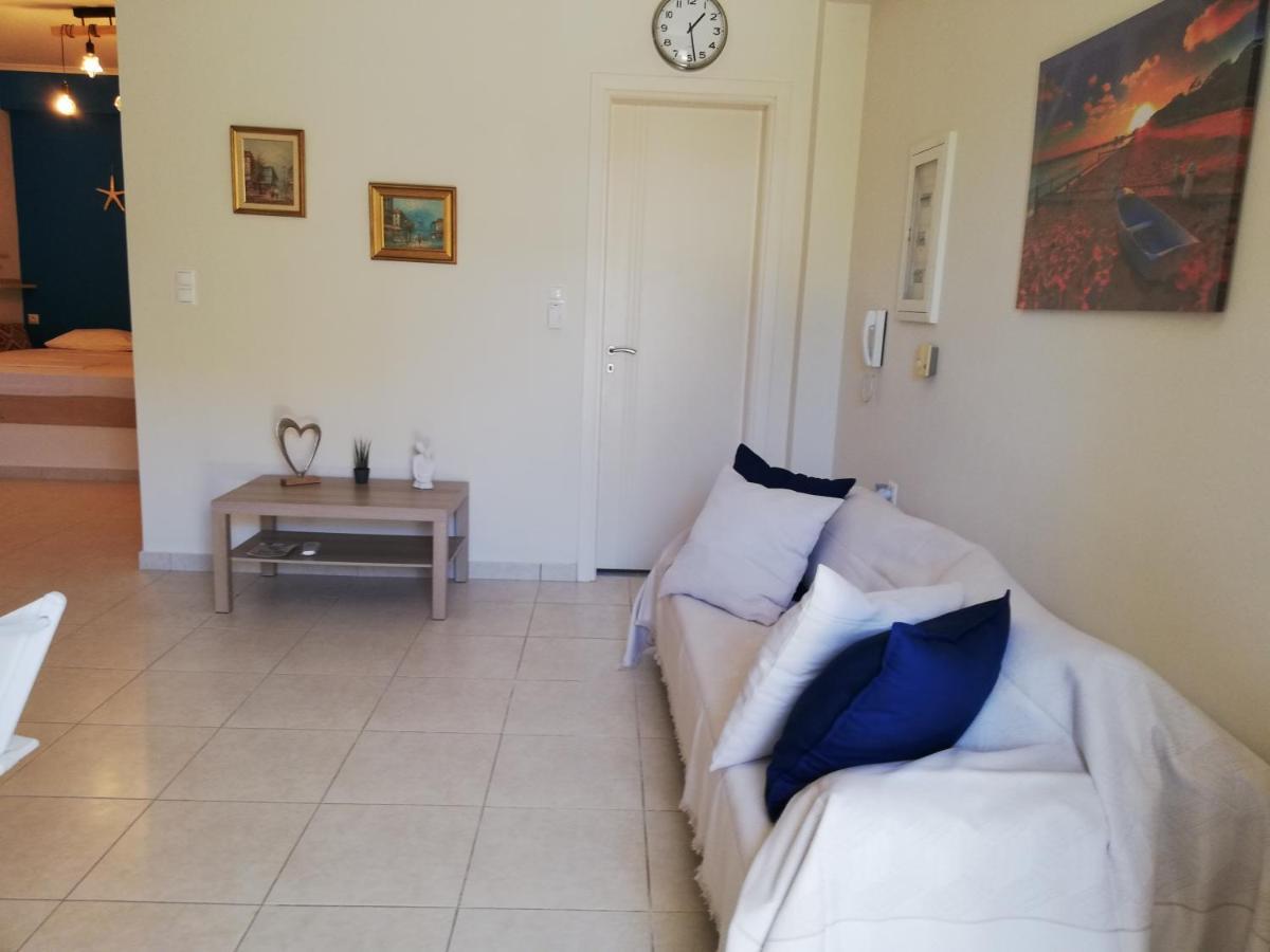Althea Holiday Studio Agia Marina  Exterior foto